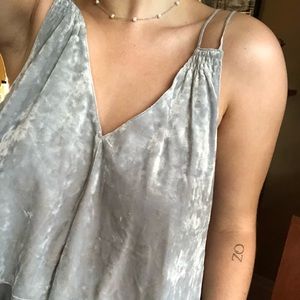 Flowy tank